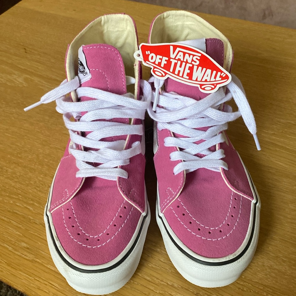 COPY - VANS SKA8-HI TOP SHOWS. NWT